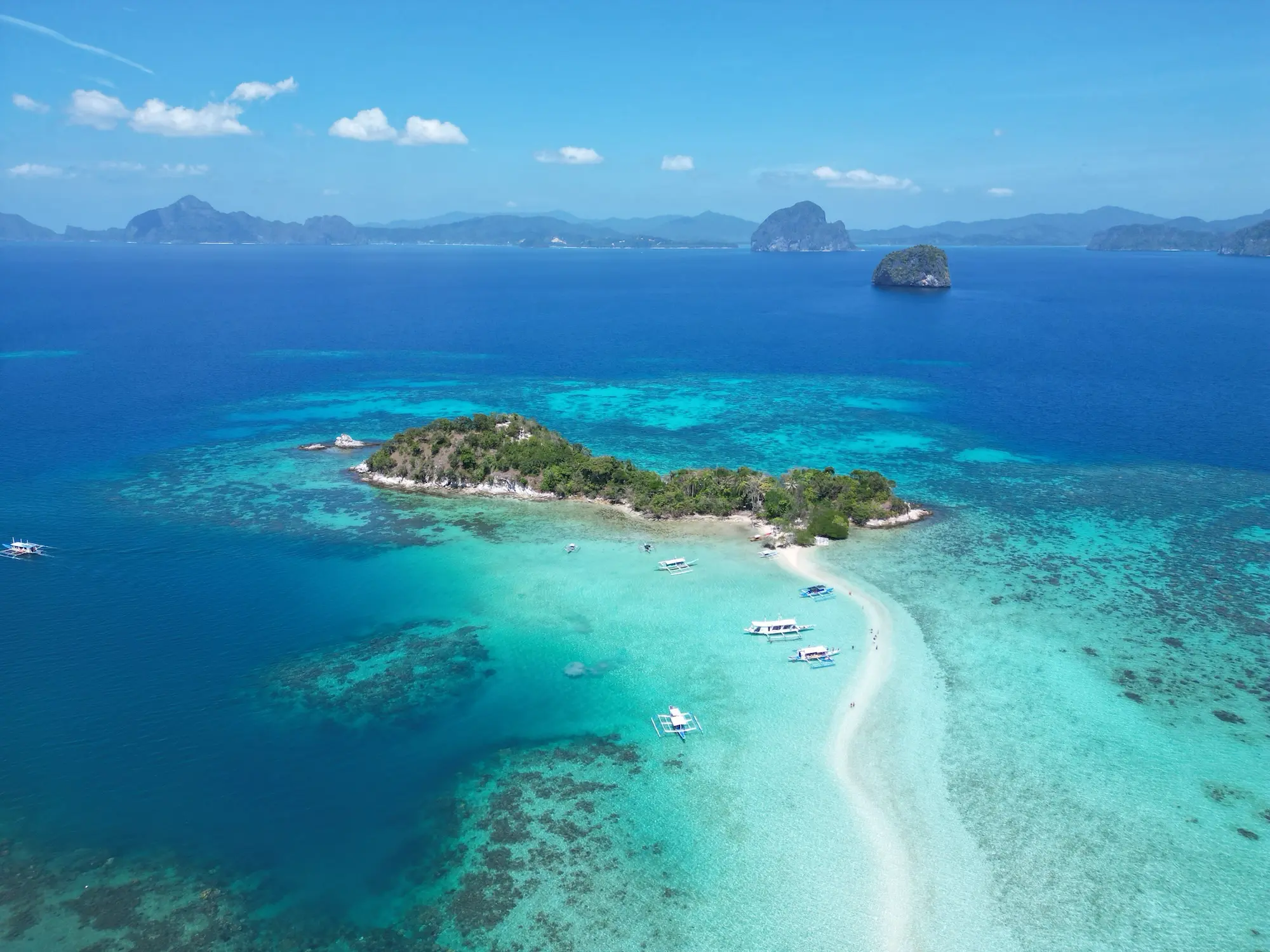 Explore El Nido