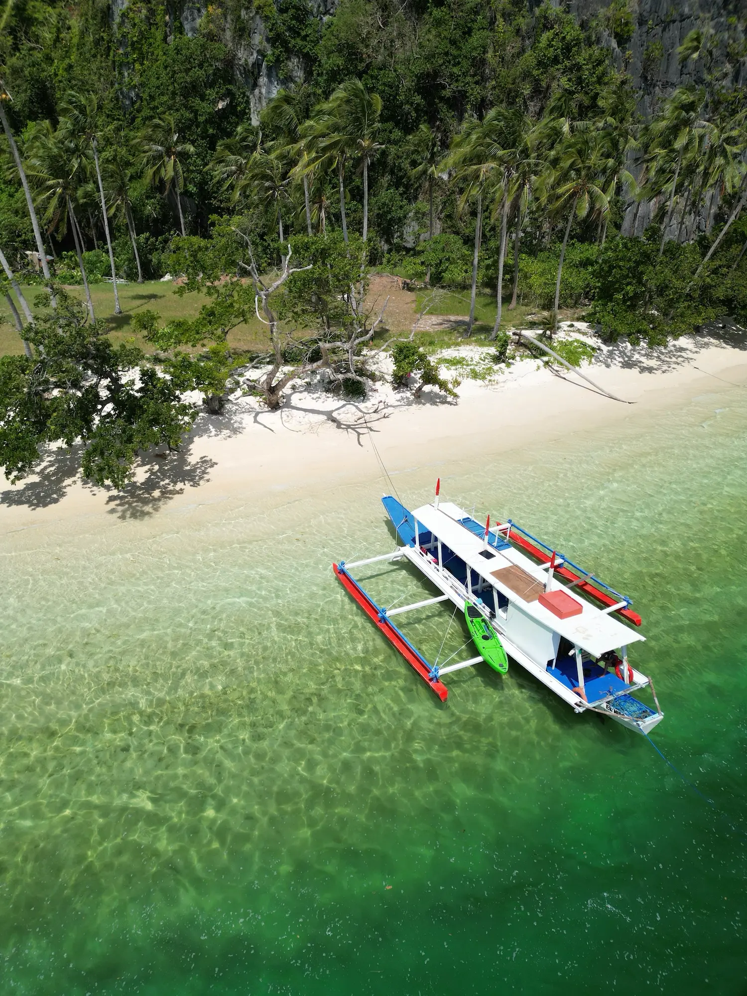 El Nido Tour D Island Hopping